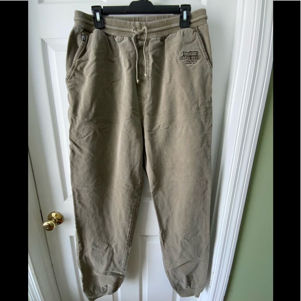 Men’s Crazy Shirts Large sweatpants camo-dyed
